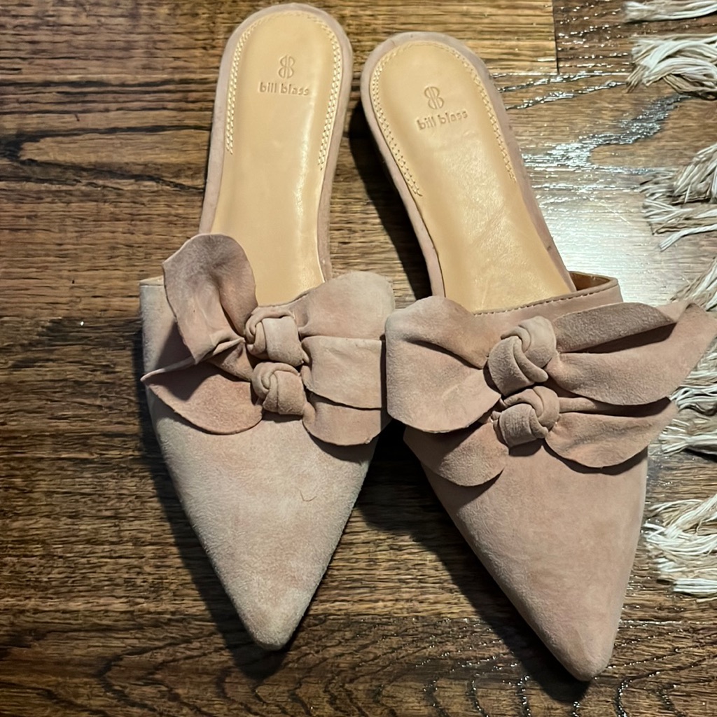 Bill Blass Size 7 Brand New No Box